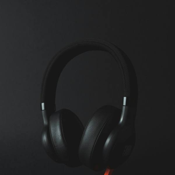 JBL Tune 770NC